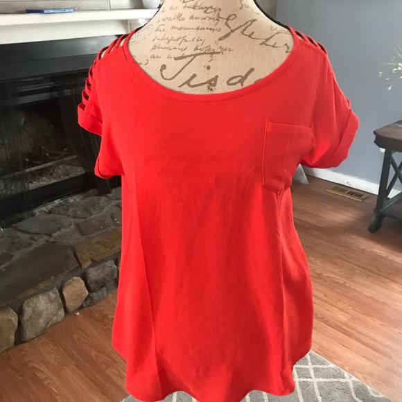 Red blouse - Picture 2 of 2